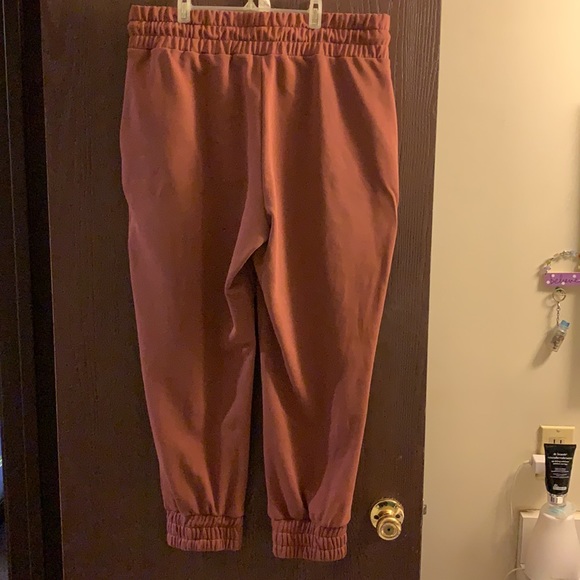 Fabletics Sweatpants - Picture 6 of 9